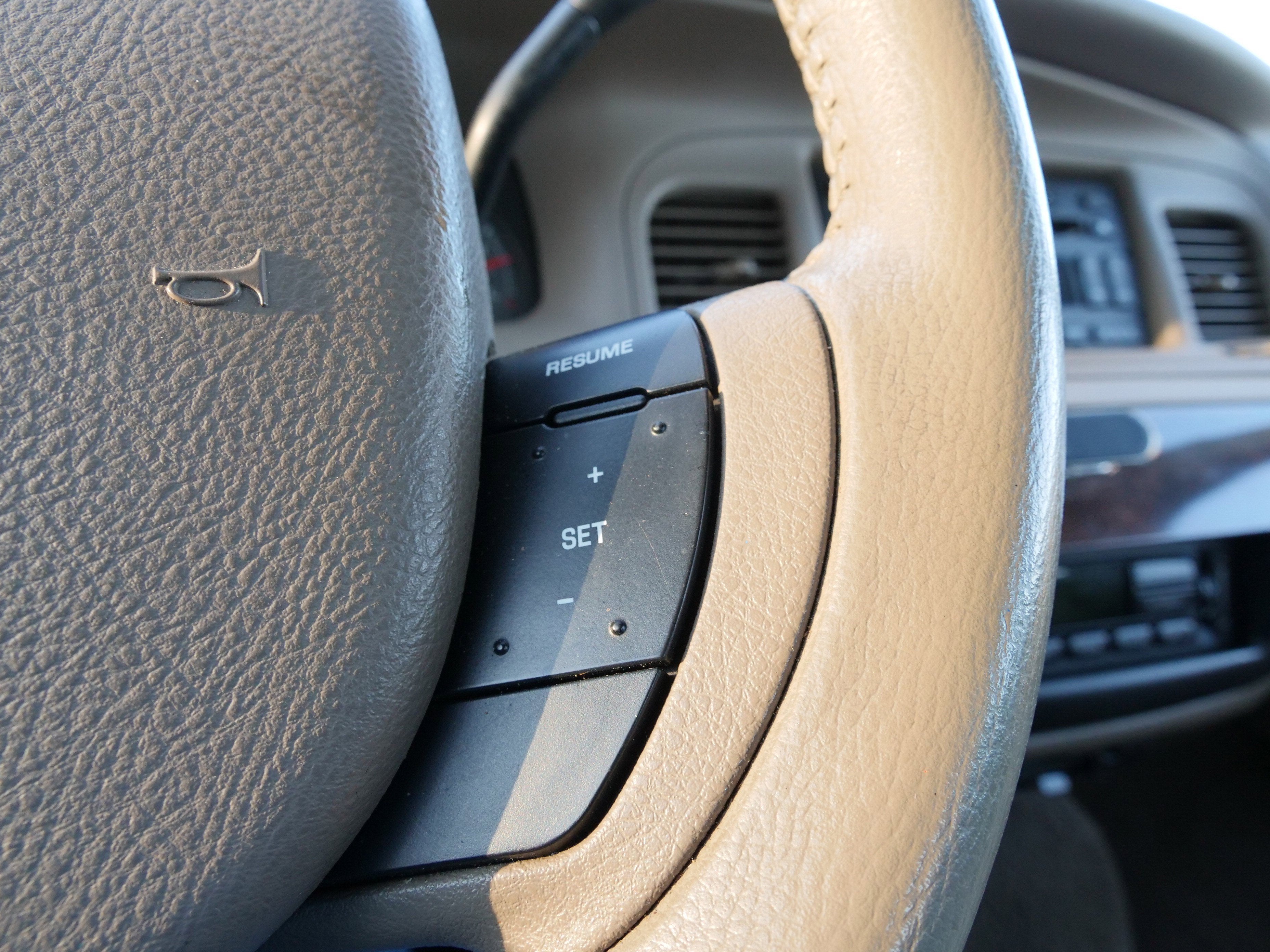 2005 Mercury Grand Marquis Base