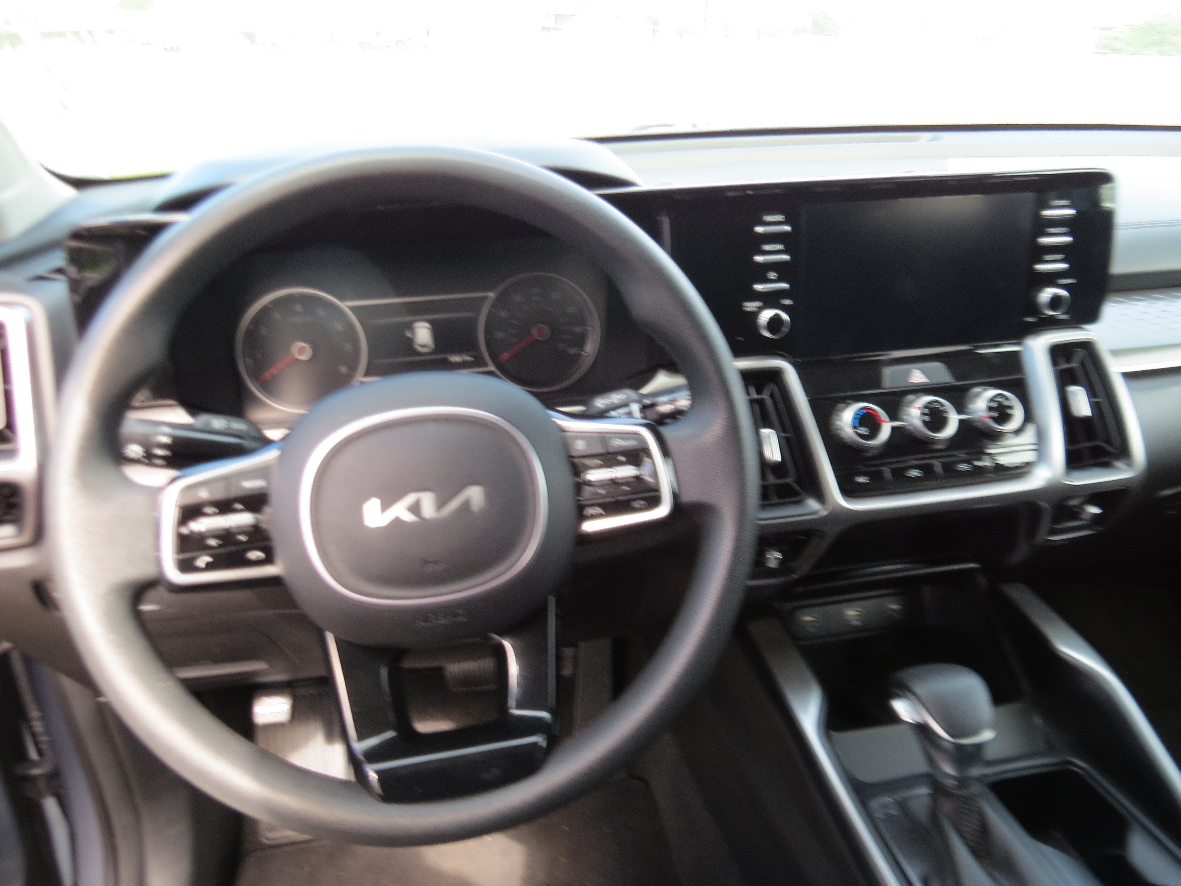 2023 Kia Sorento LX