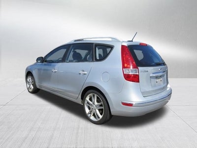 2011 Hyundai Elantra Touring SE