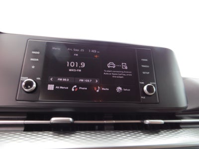 2024 Kia Carnival LX