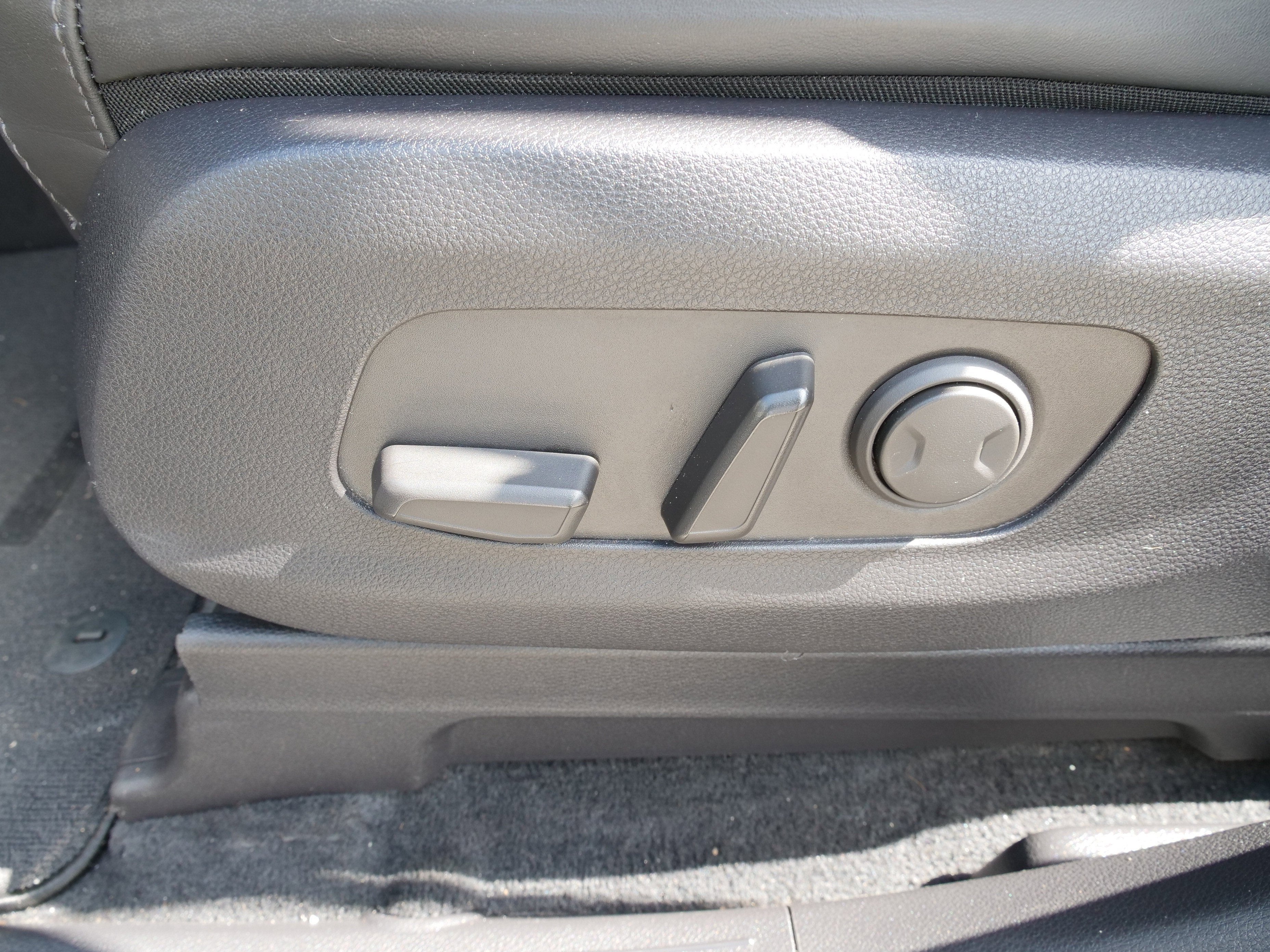 2022 Kia Carnival LXS