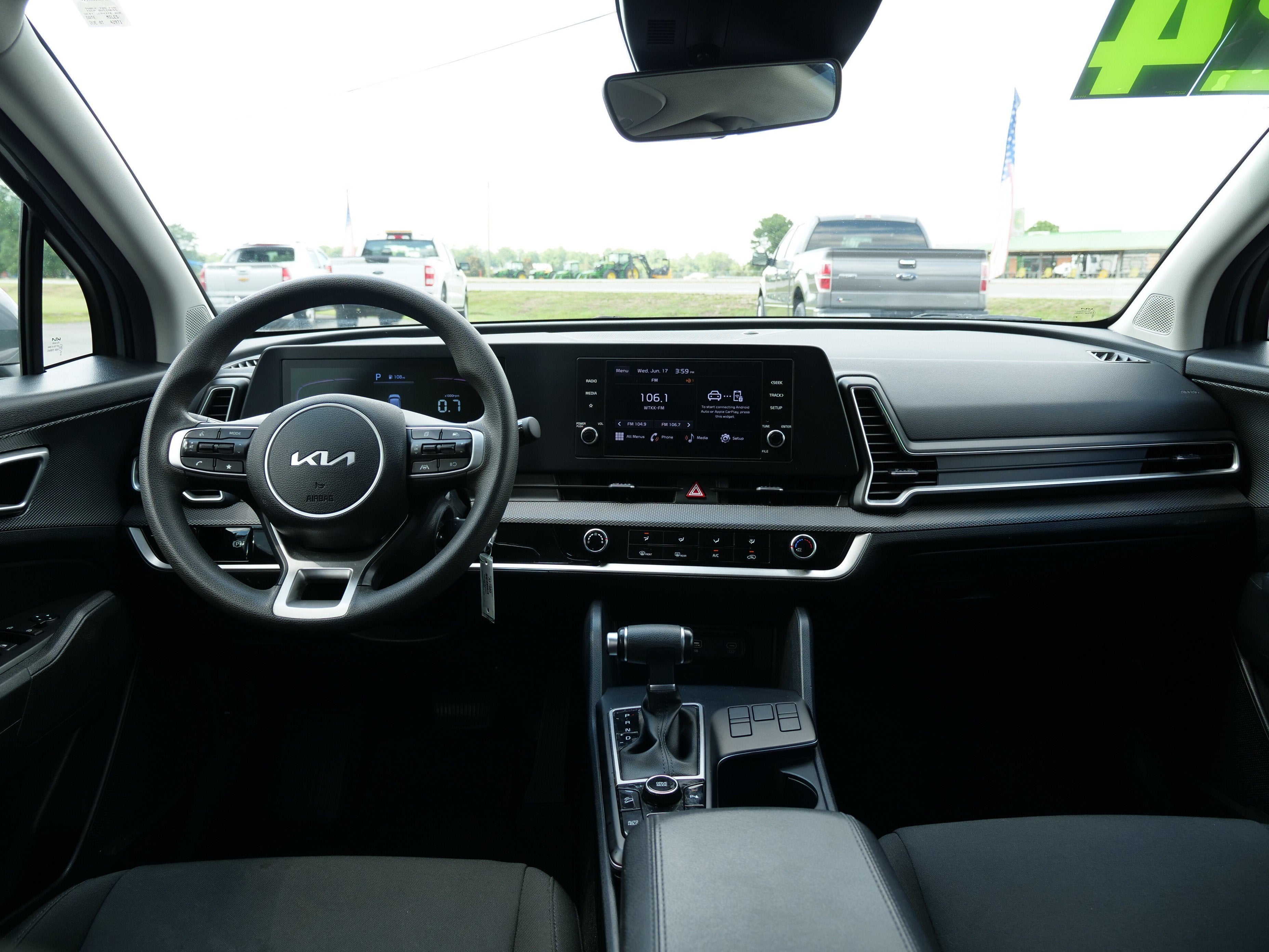 2024 Kia Sportage LX
