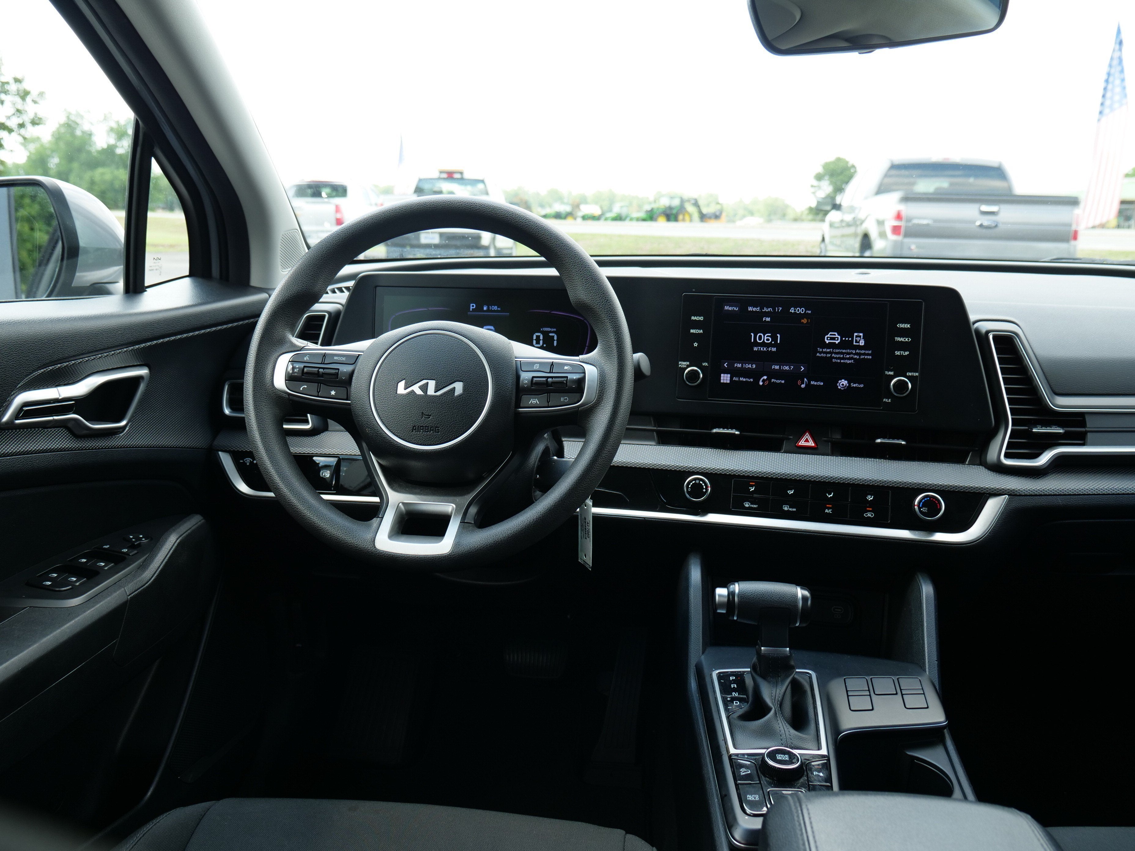 2024 Kia Sportage LX