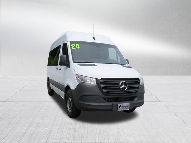 2024 Mercedes-Benz Sprinter Passenger Van 2500 Standard Roof I4 Diesel 144" RWD