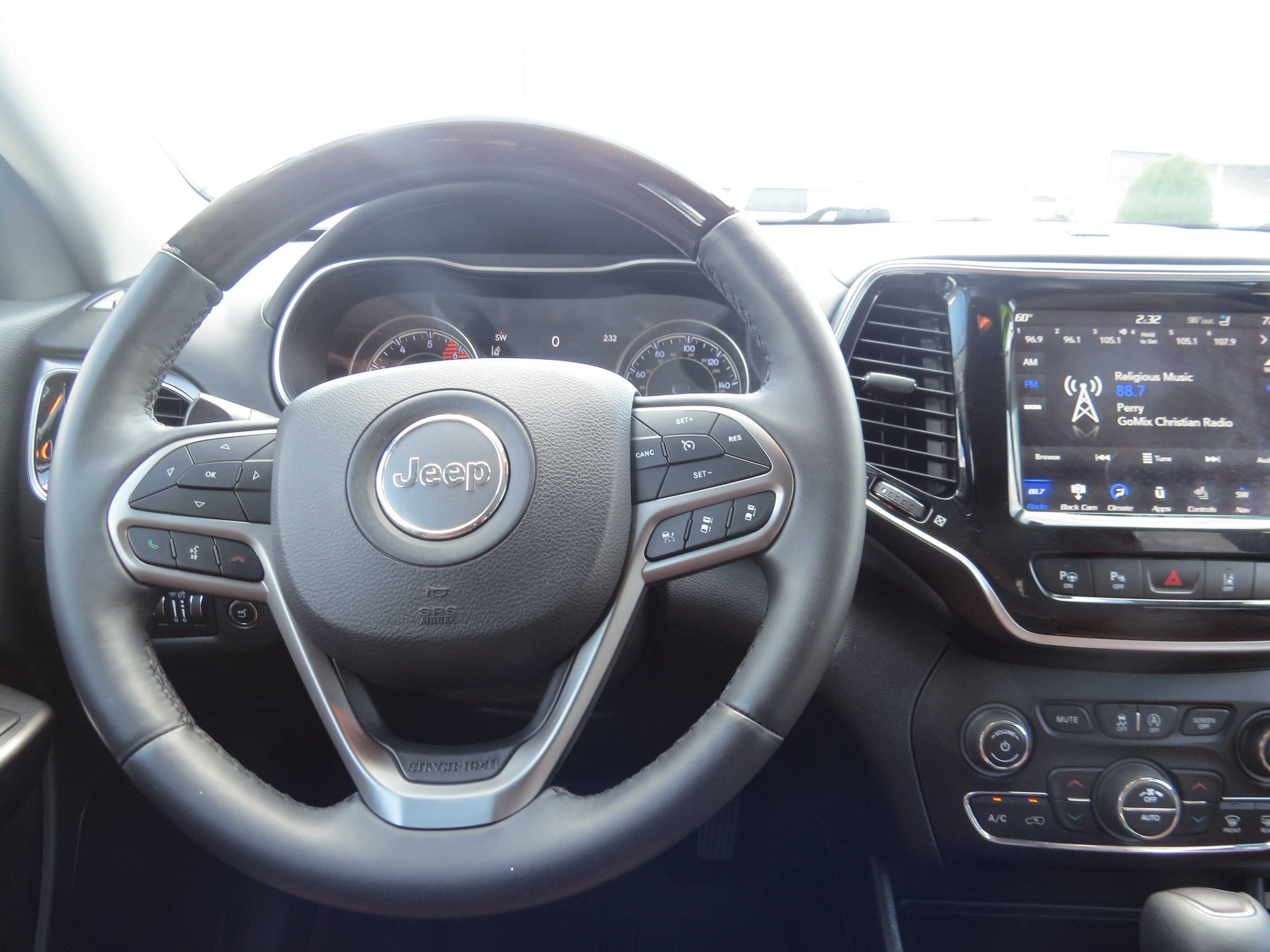 2019 Jeep Cherokee Overland
