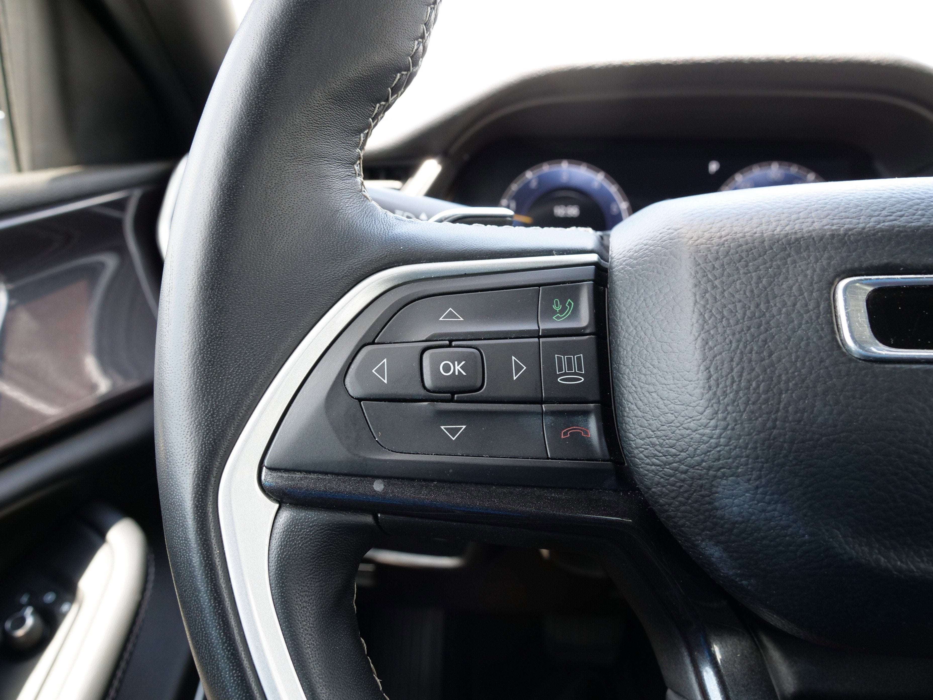 2022 Jeep Grand Cherokee L Altitude