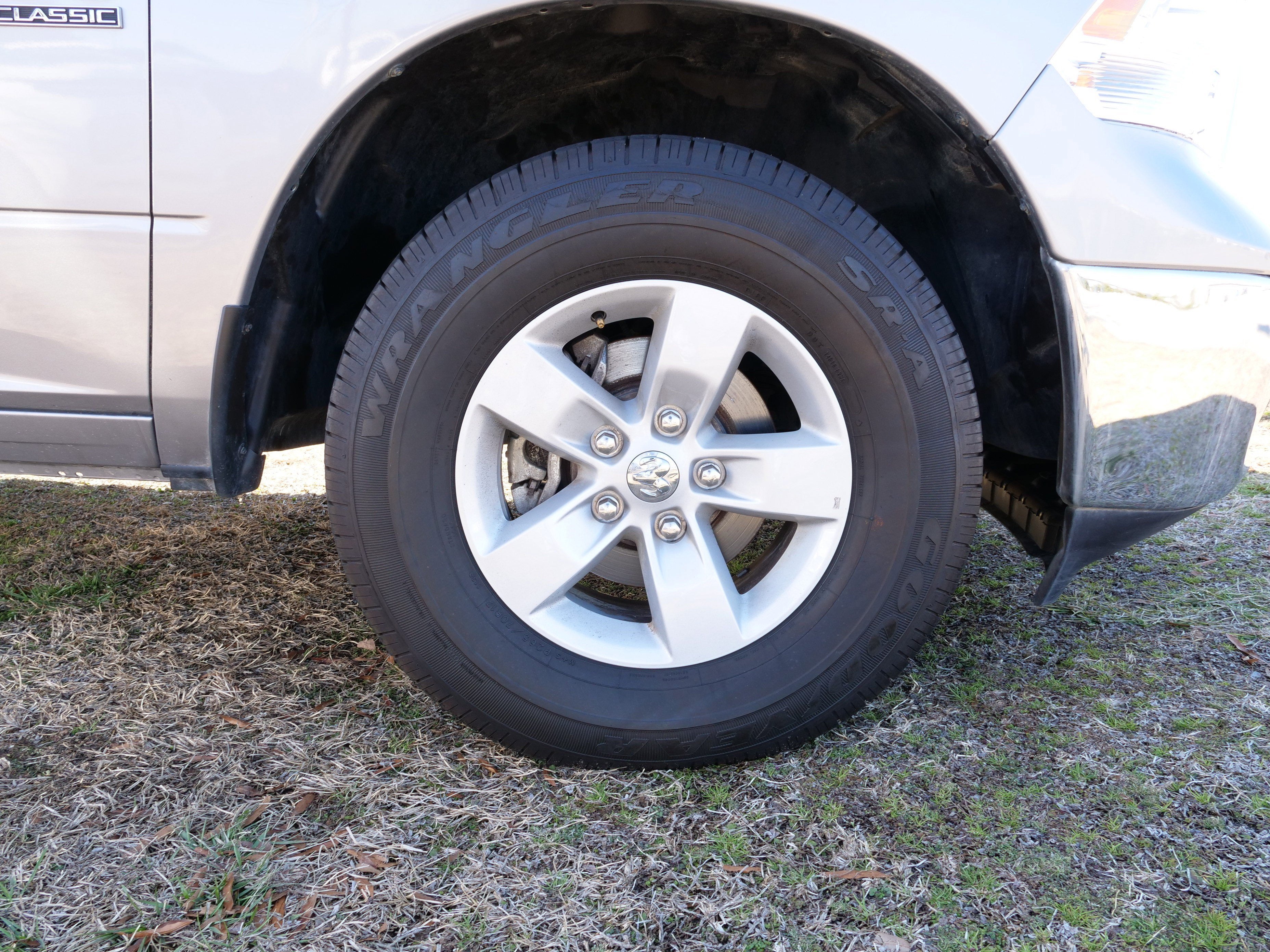 2024 RAM 1500 Classic SLT