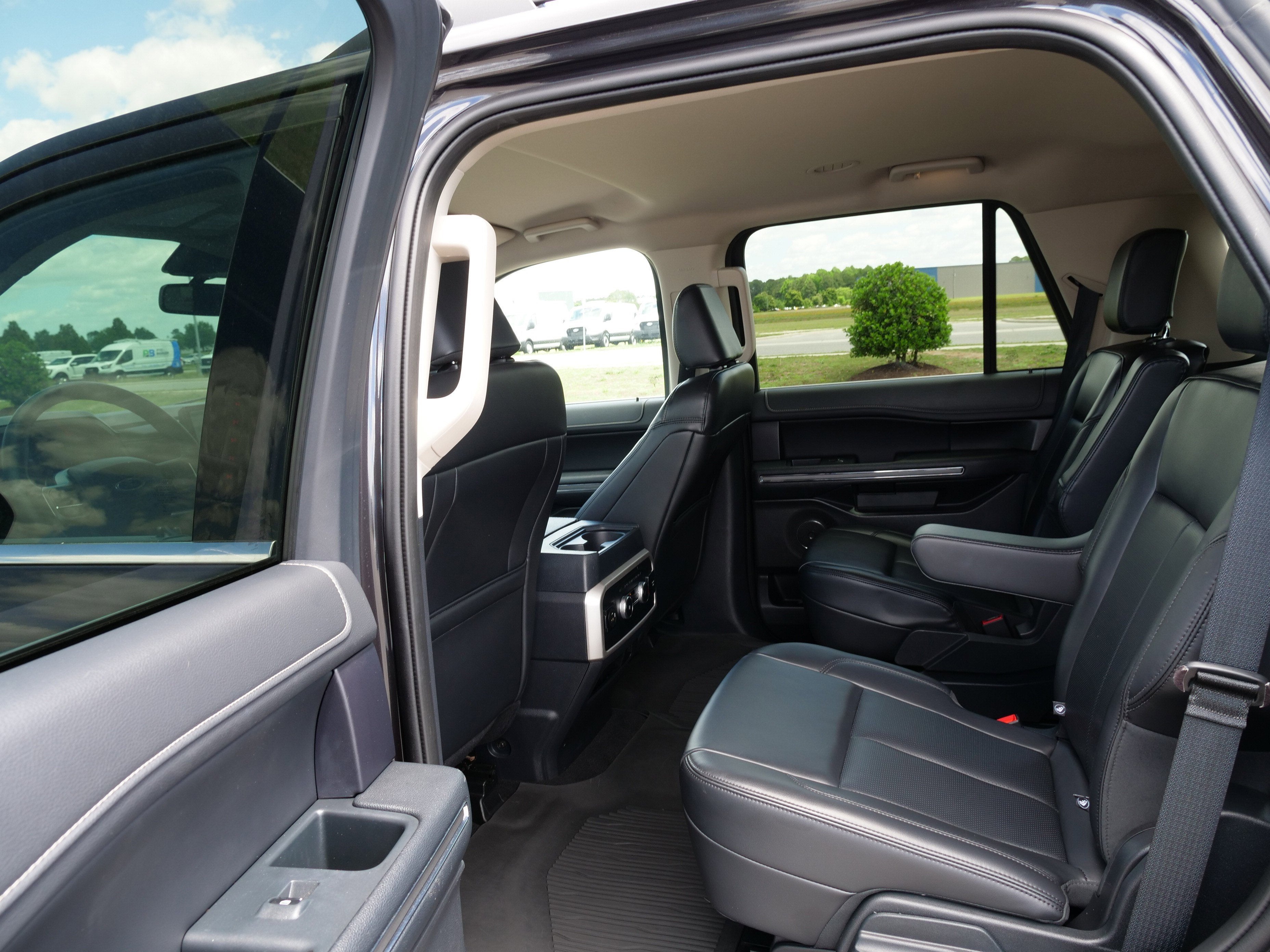 2023 Ford Expedition XLT