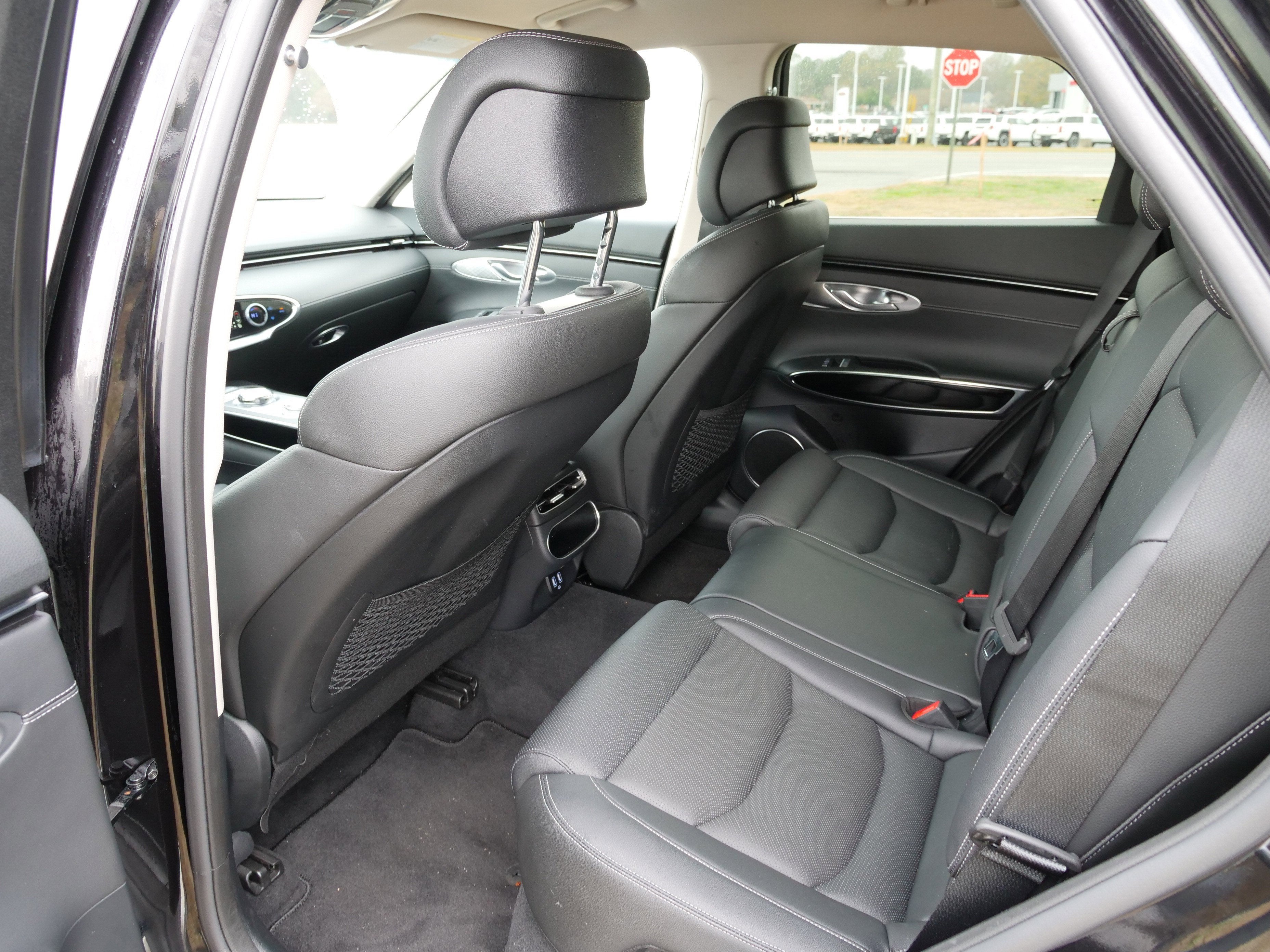 2025 Genesis GV70 2.5T