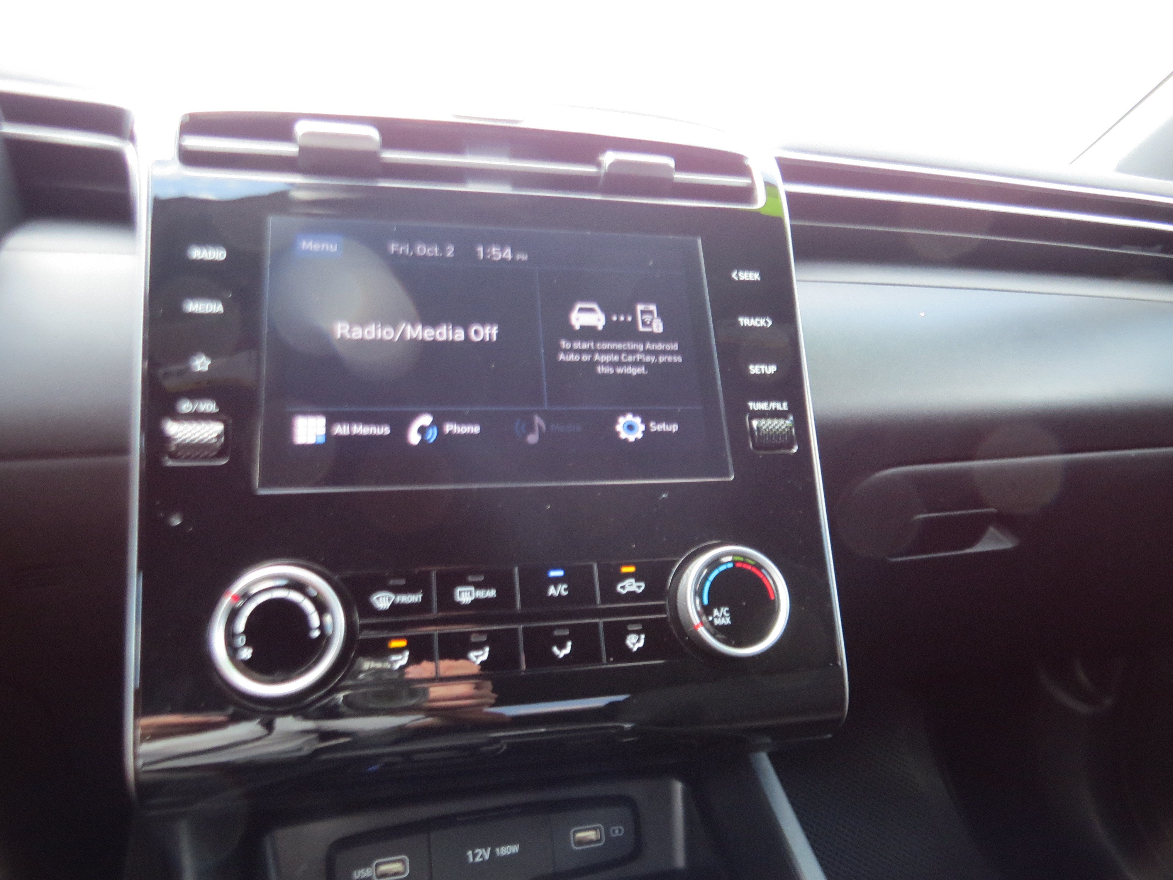 2024 Hyundai Santa Cruz SE
