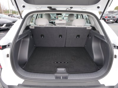 2025 Hyundai Kona SE