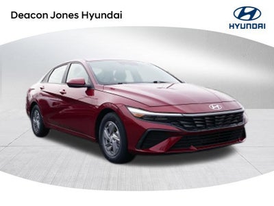 2024 Hyundai Elantra SE