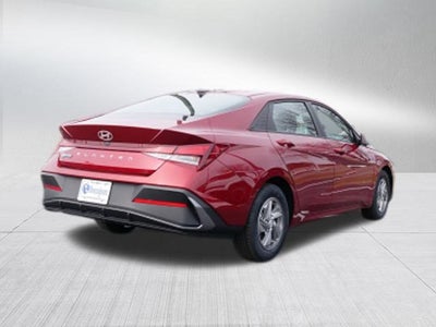 2024 Hyundai Elantra SE