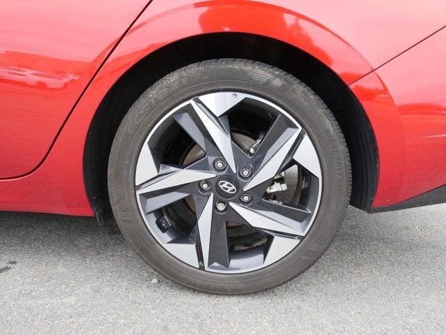 2022 Hyundai Elantra Limited