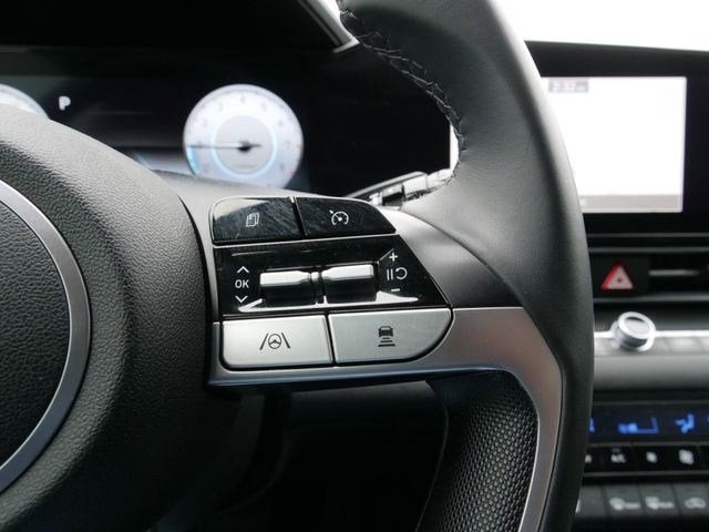 2022 Hyundai Elantra Limited