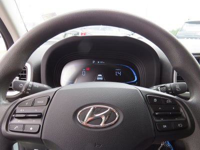 2025 Hyundai Venue SE