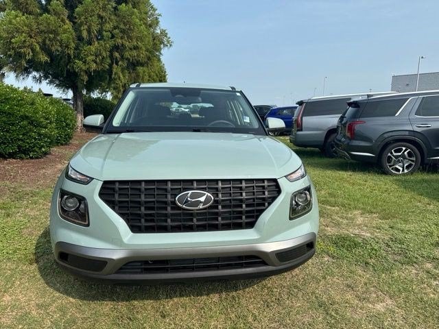 2025 Hyundai Venue SE