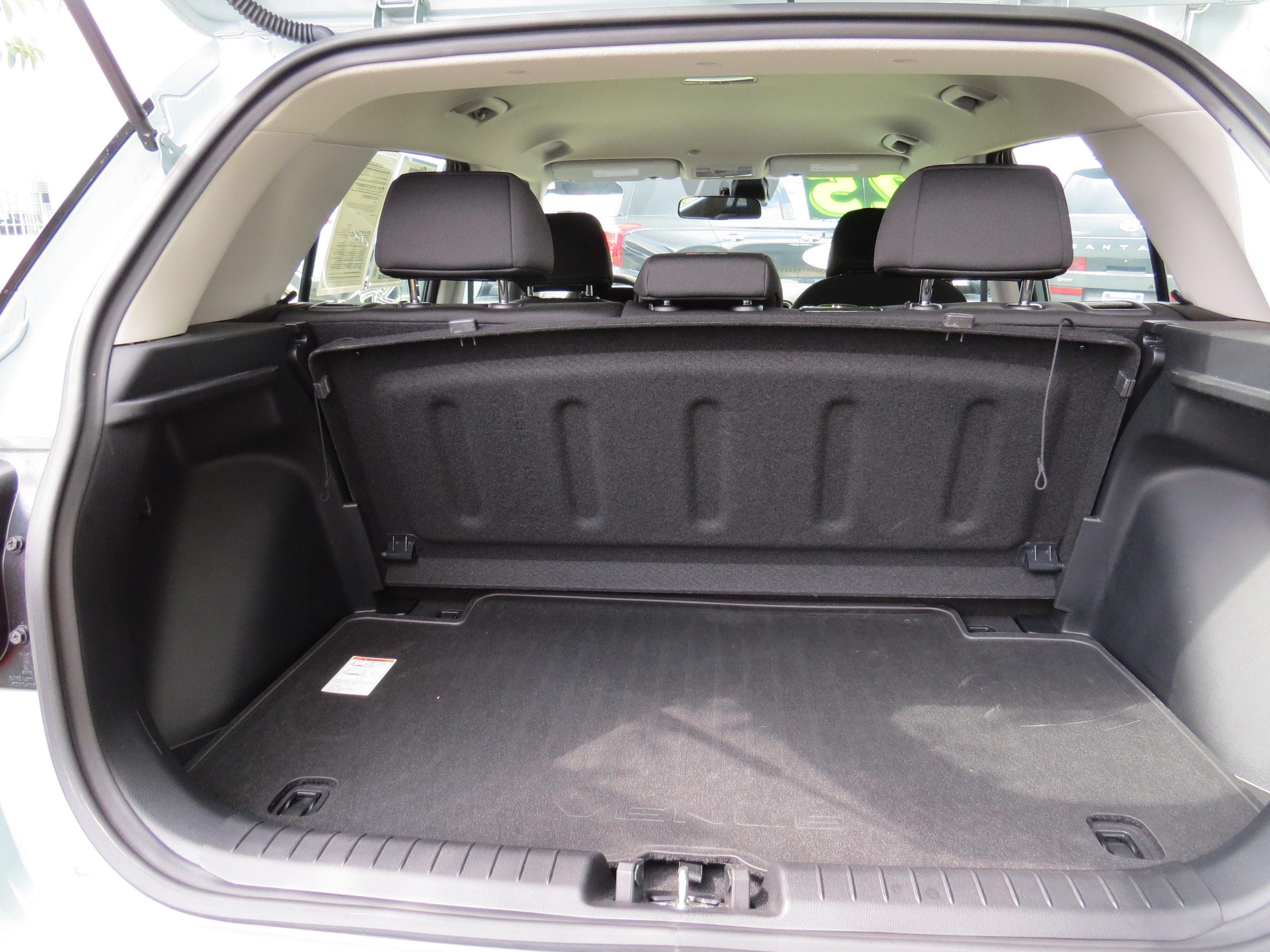 2025 Hyundai Venue SE