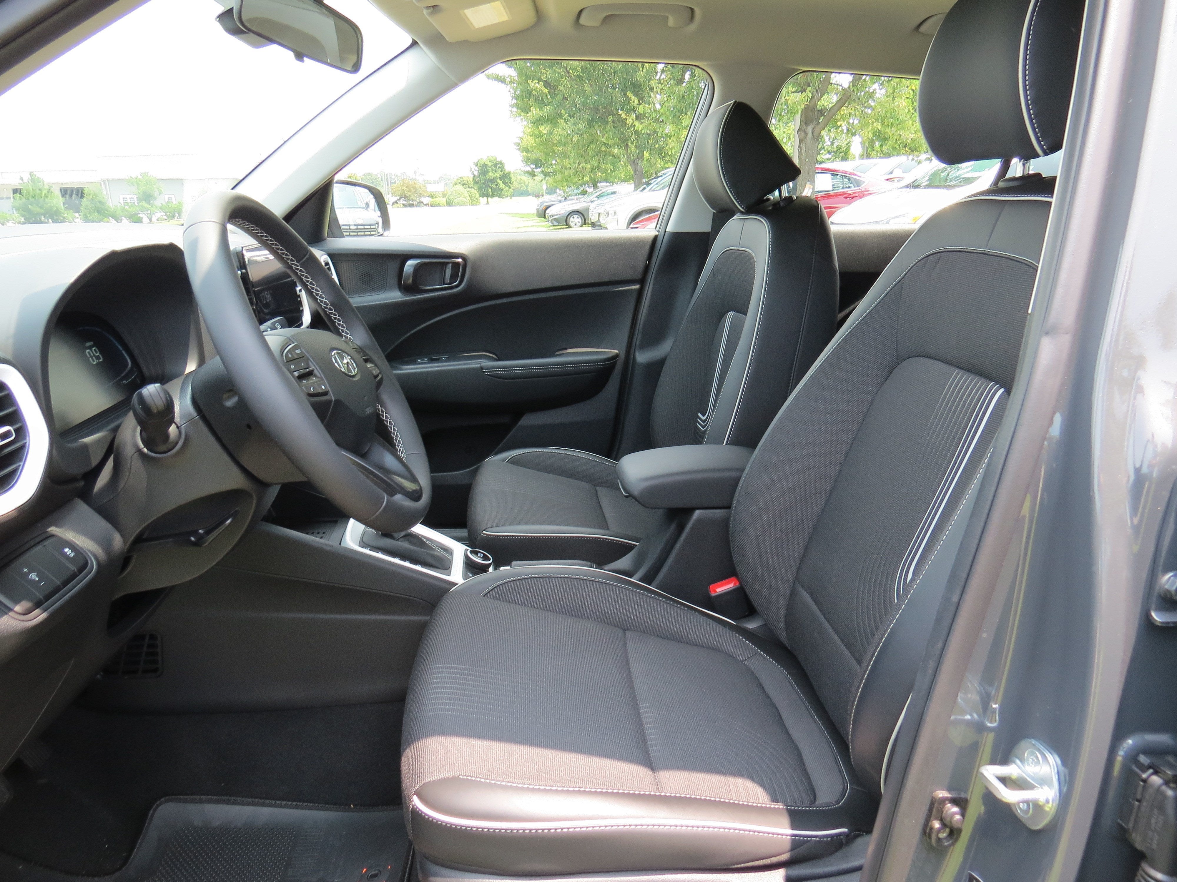 2023 Hyundai Venue Limited