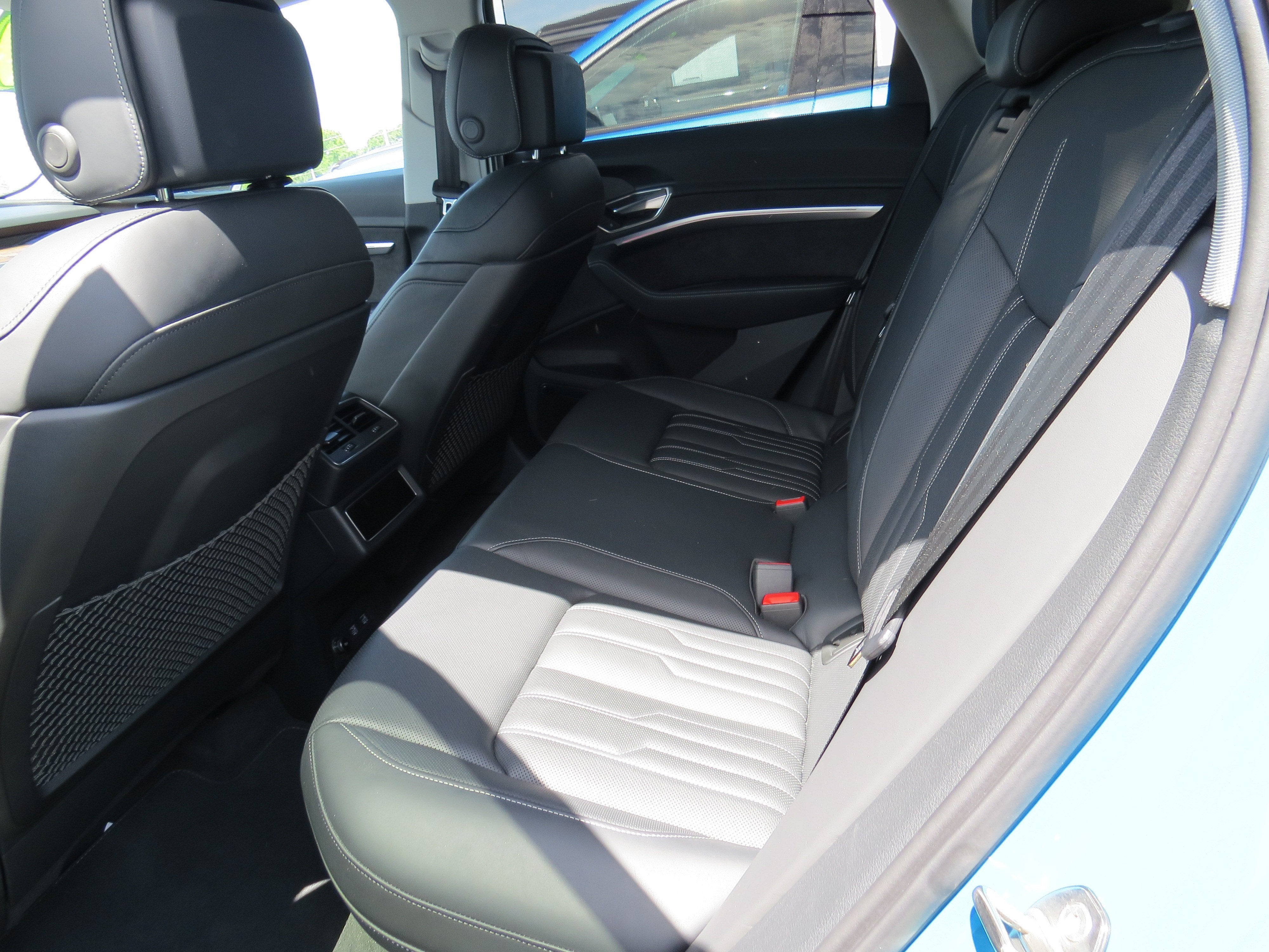 2019 Audi e-tron Prestige