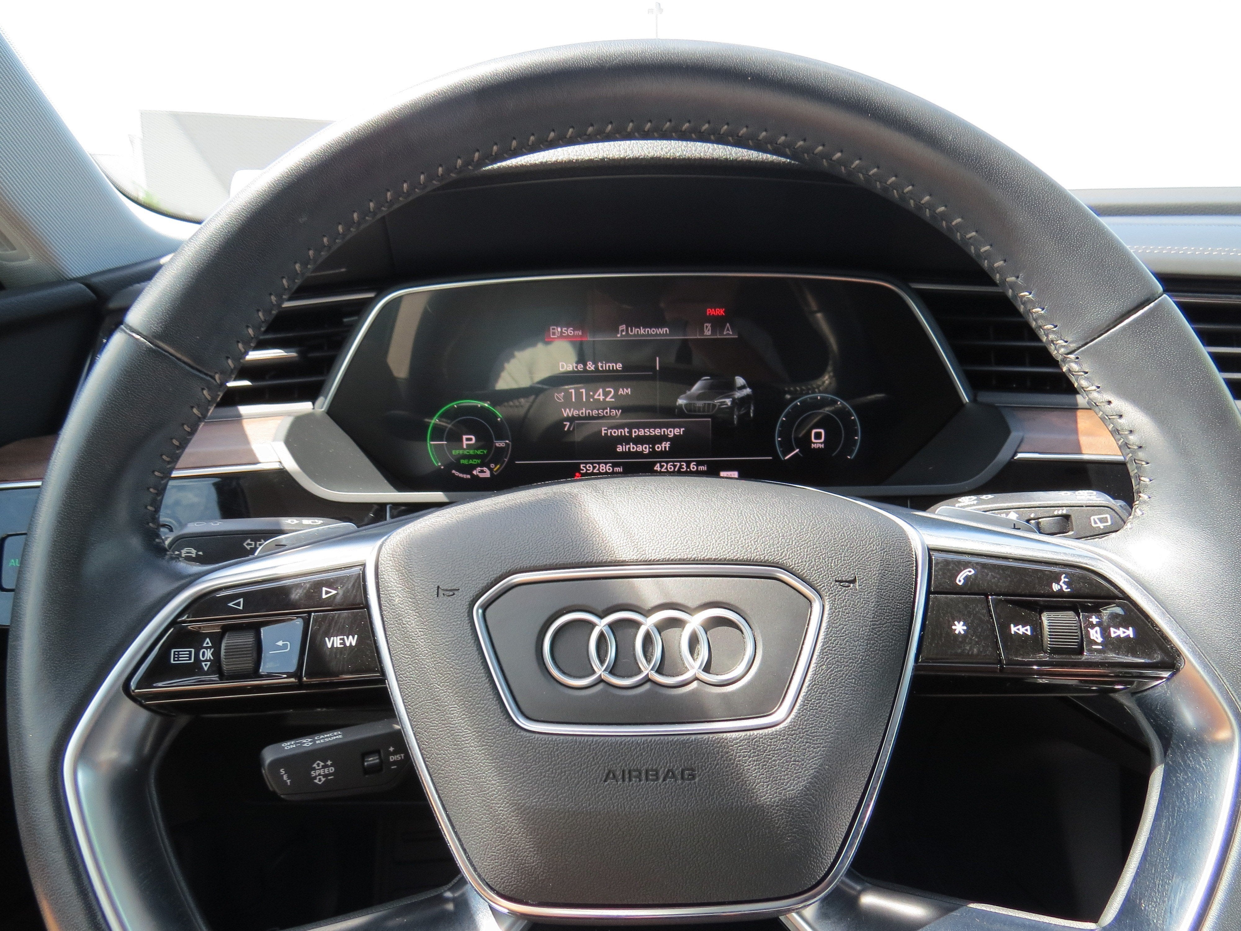 2019 Audi e-tron Prestige