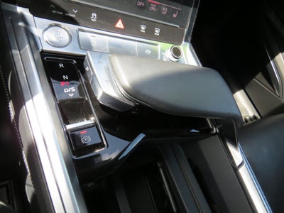 2019 Audi e-tron Prestige