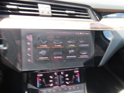 2019 Audi e-tron Prestige