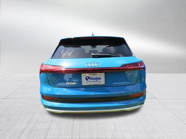 2019 Audi e-tron Prestige