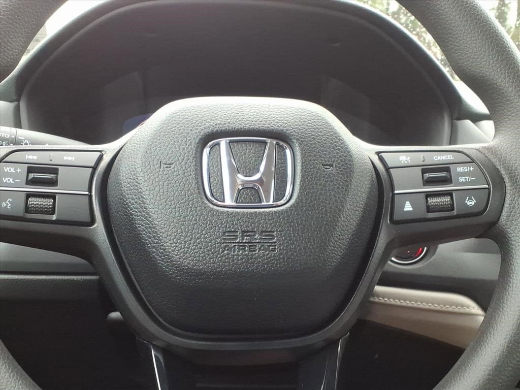 2025 Honda Accord Sedan SE
