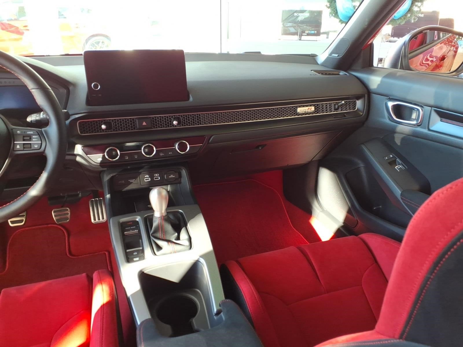 2025 Honda Civic Type R Base